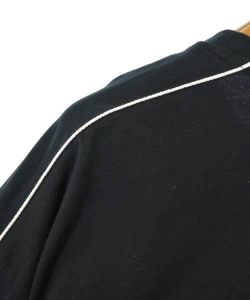 SOFTHYPHEN เสื้อยืด/เสื้อท็อปส์