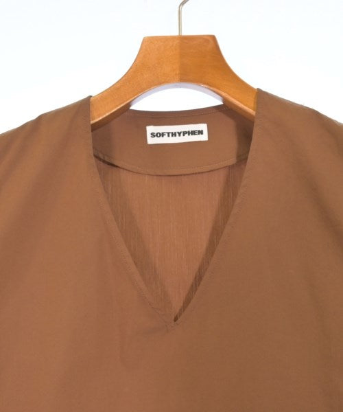 SOFTHYPHEN เสื้อลำลอง