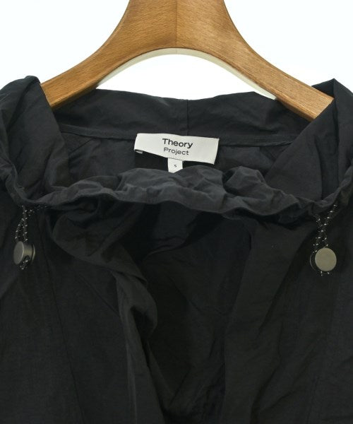 Theory Project เสื้อพาร์กาภูเขา