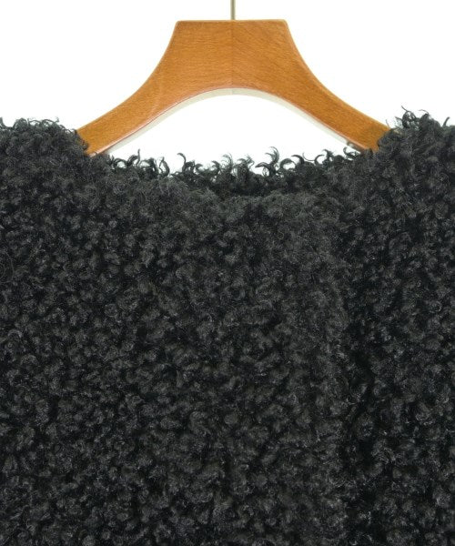 THINK FUR แจ็คเก็ตเบลาส์ อื่น