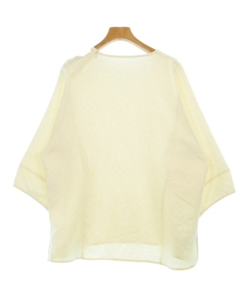 Utao: เสื้อสตรี