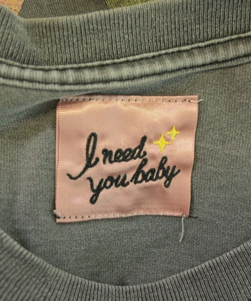 I Need You Baby เสื้อยืด/เสื้อท็อปส์
