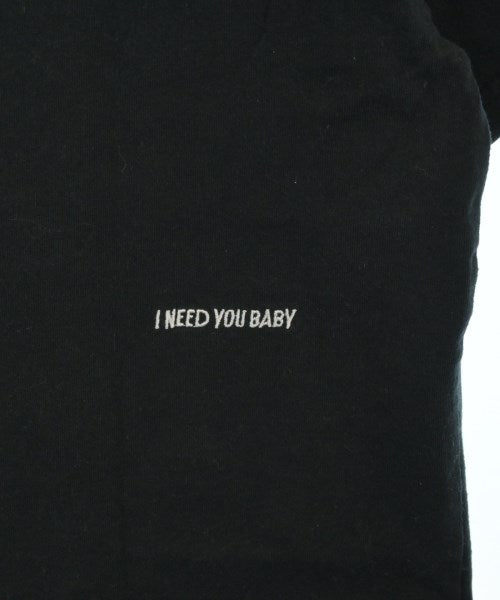 I Need You Baby เสื้อยืด/เสื้อท็อปส์