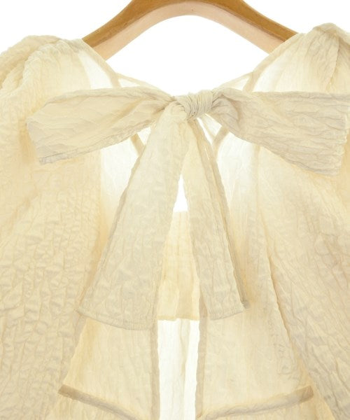 MECRE เสื้อสตรี