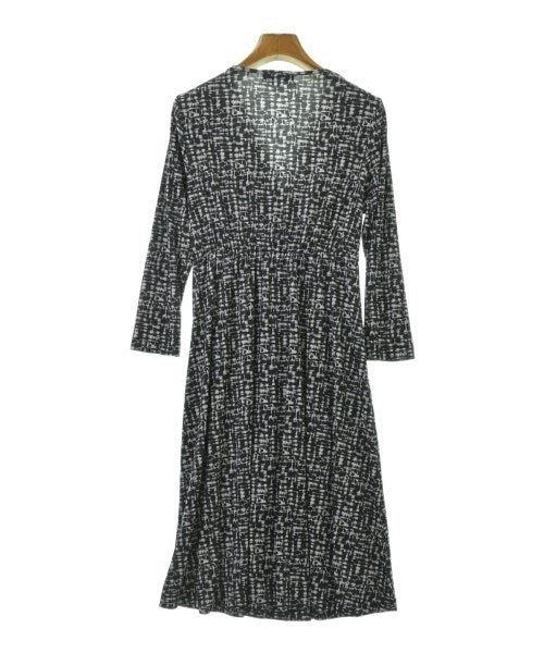 VIRINA ชุดเดรส