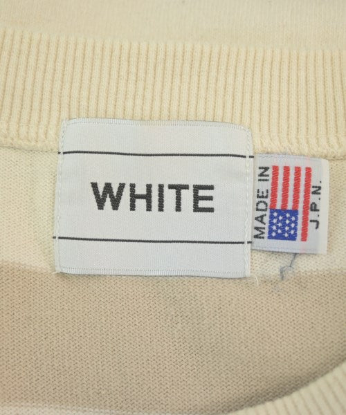 WHITE เสื้อยืด/เสื้อท็อปส์