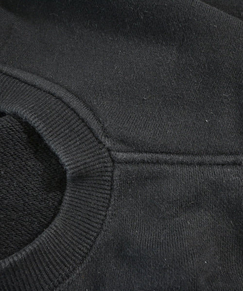 BE AT TOKYO เสื้อสเวตเตอร์