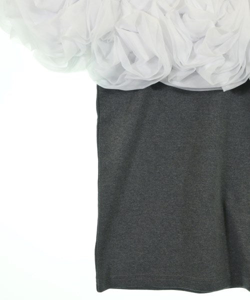 bibiy. เสื้อยืด/เสื้อท็อปส์