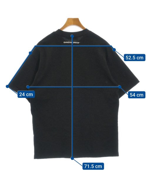 Dinoworks เสื้อยืด/เสื้อท็อปส์