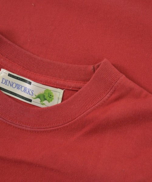 Dinoworks เสื้อยืด/เสื้อท็อปส์