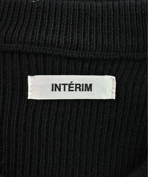 INTERIM เสื้อกันหนาว