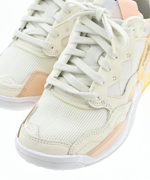 JORDAN BRAND รองเท้าผ้าใบ