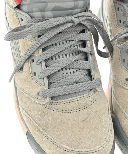 JORDAN BRAND รองเท้าผ้าใบ