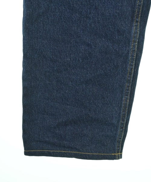 MERCEDES ANCHOR INC. ยีนส์