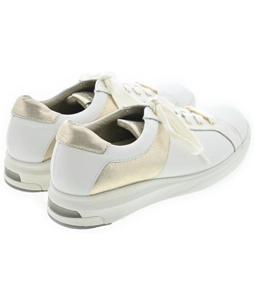 pedala รองเท้าผ้าใบ