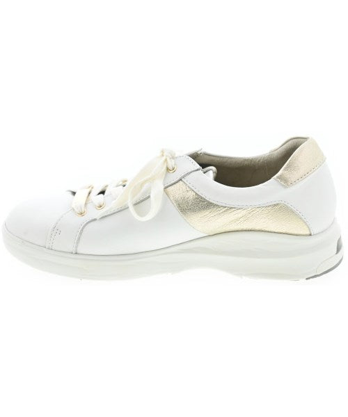 pedala รองเท้าผ้าใบ