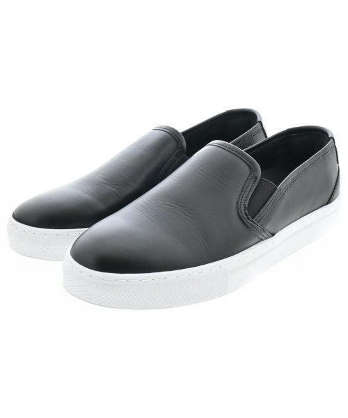 PIEVE รองเท้าผ้าใบ