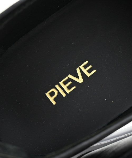 PIEVE รองเท้าผ้าใบ