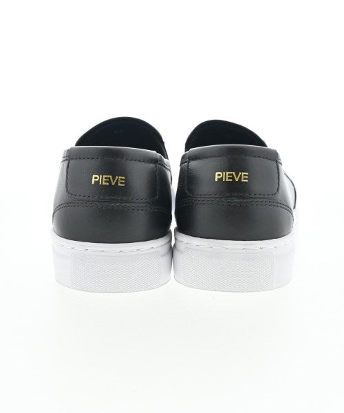 PIEVE รองเท้าผ้าใบ