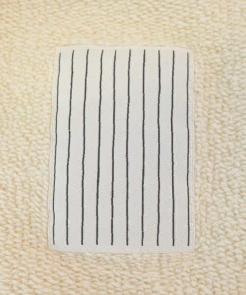 Stripes For Creative กางเกงขาสั้น