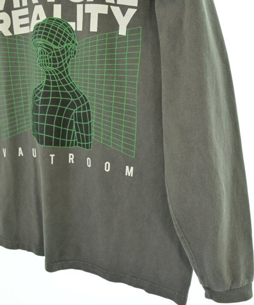 Vaultroom เสื้อยืด/เสื้อท็อปส์