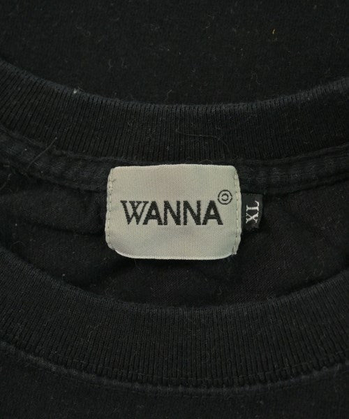 WANNA เสื้อยืด/เสื้อท็อปส์