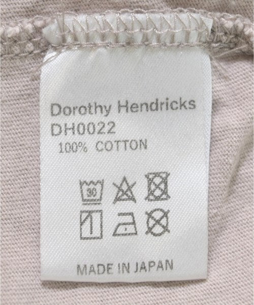 Dorothy Hendricks เสื้อยืด/เสื้อท็อปส์