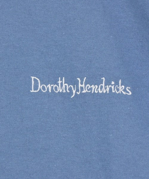 Dorothy Hendricks เสื้อยืด/เสื้อท็อปส์