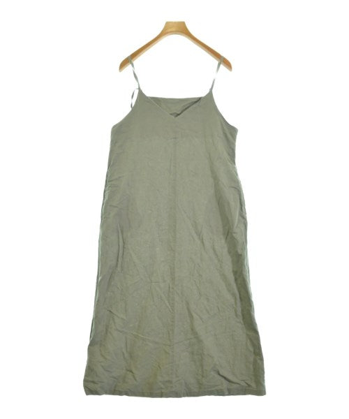 Fanaka ชุดเดรส