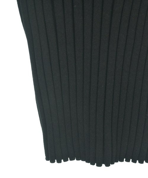 GALLEST เสื้อแขนกุด