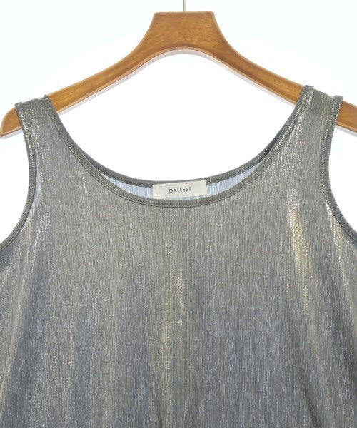GALLEST เสื้อแขนกุด