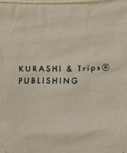 KURASHI & Trips PUBLISHING เสื้อยืด/เสื้อท็อปส์