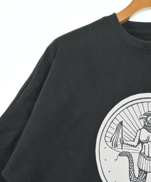Tee Library เสื้อยืด/เสื้อท็อปส์