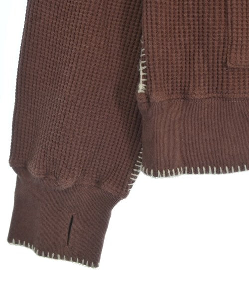 Urig เสื้อยืด/เสื้อท็อปส์