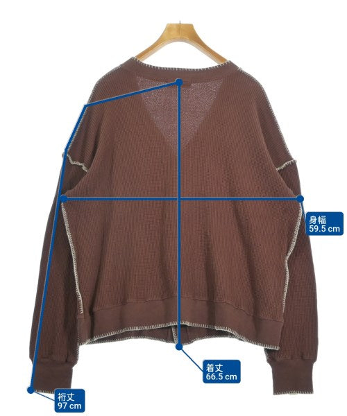 Urig เสื้อยืด/เสื้อท็อปส์