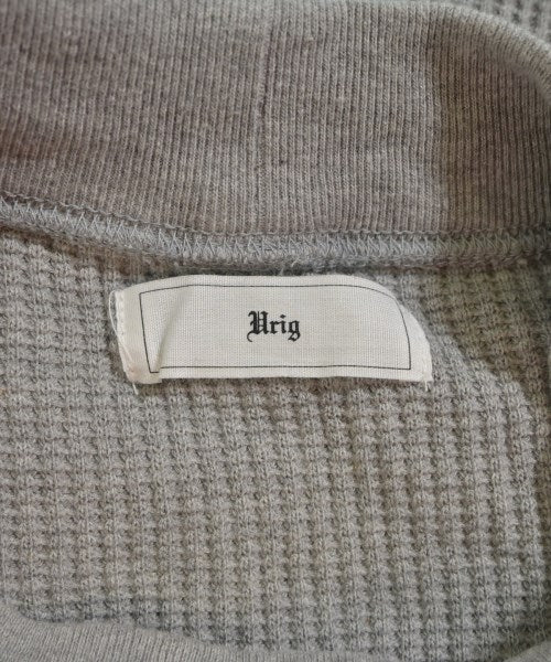 Urig เสื้อยืด/เสื้อท็อปส์