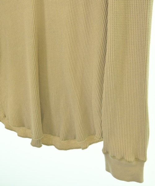 Urig เสื้อยืด/เสื้อท็อปส์