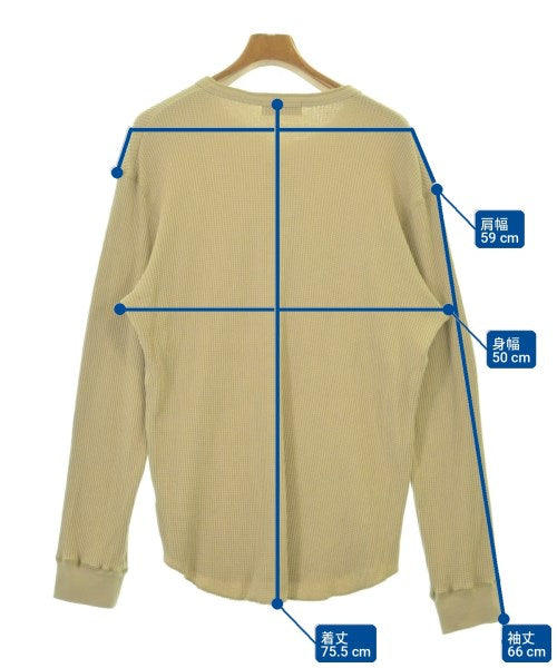 Urig เสื้อยืด/เสื้อท็อปส์