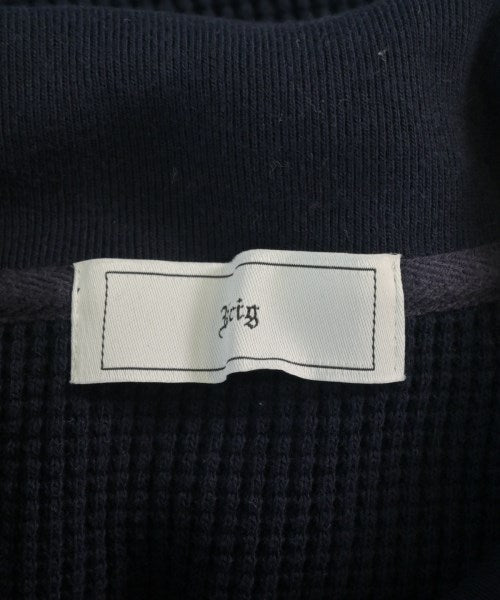 Urig เสื้อยืด/เสื้อท็อปส์