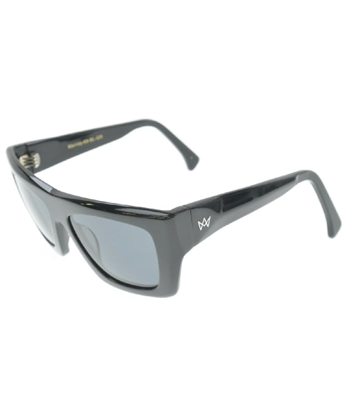 AM EYEWEAR แว่นกันแดด