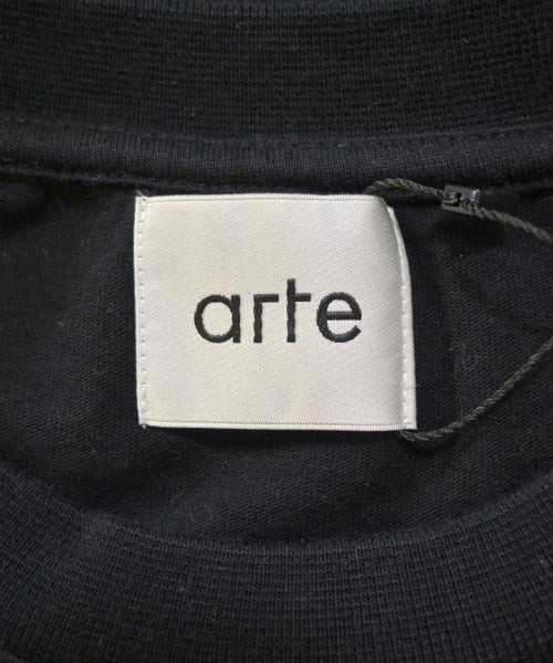 ARTE เสื้อยืด/เสื้อท็อปส์