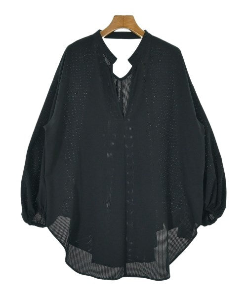 LIFiLL เสื้อยืด/เสื้อท็อปส์