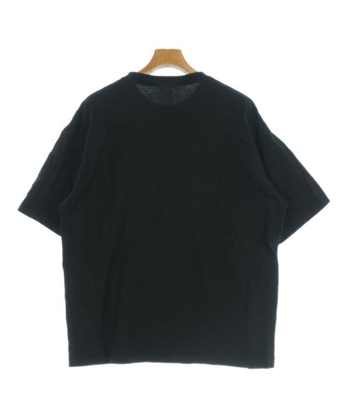 LYFT เสื้อยืด/เสื้อท็อปส์