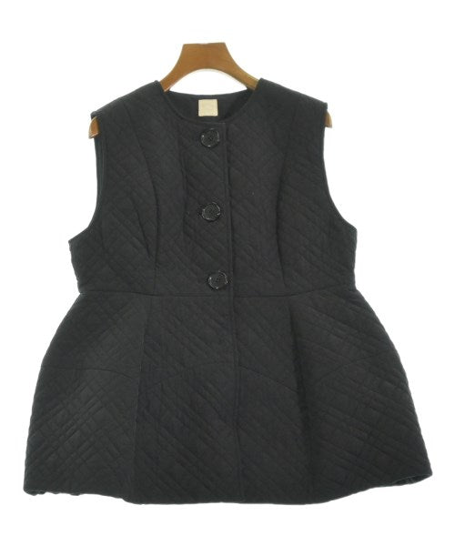 THREE SQUARE แจ็คเก็ตดาวน์/เสื้อกั๊ก