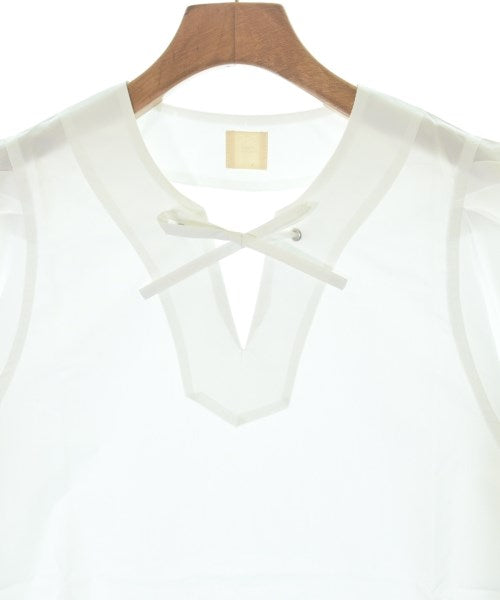 THREE SQUARE เสื้อสตรี