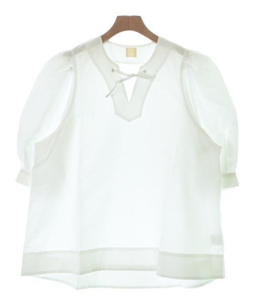 THREE SQUARE เสื้อสตรี