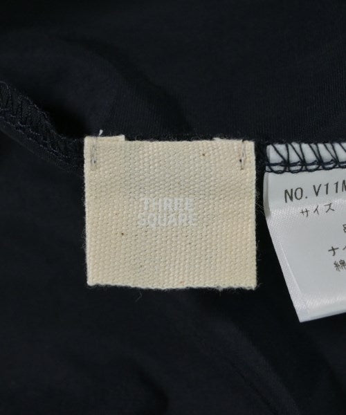 THREE SQUARE เสื้อสตรี