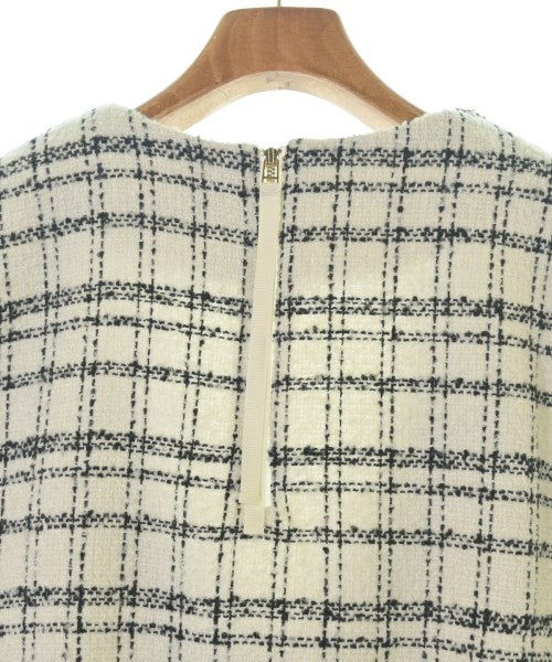 THREE SQUARE เสื้อกั๊ก