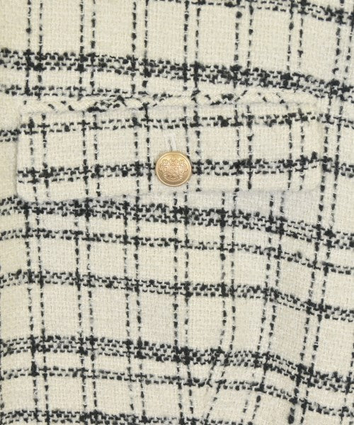 THREE SQUARE เสื้อกั๊ก