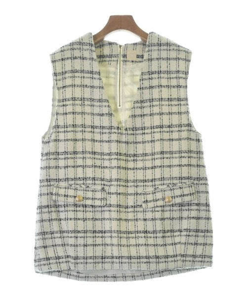 THREE SQUARE เสื้อกั๊ก